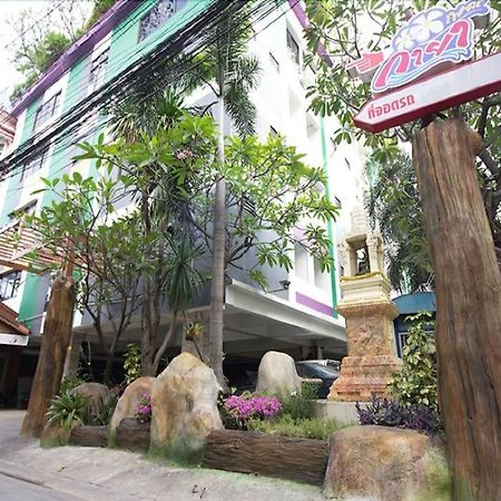Kaya Place Банкок Екстериор снимка